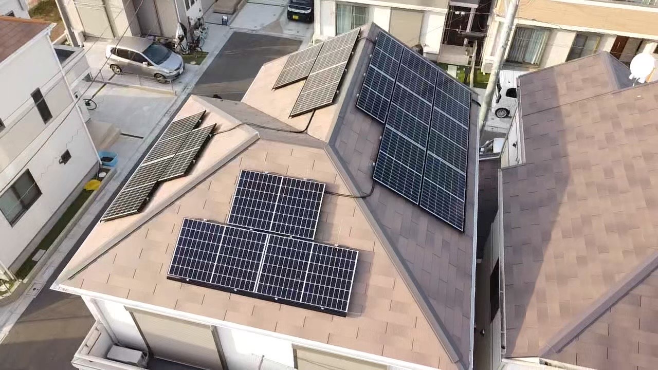 エコな電力源：太陽光パネル設置の施工事例 アイキャッチ画像